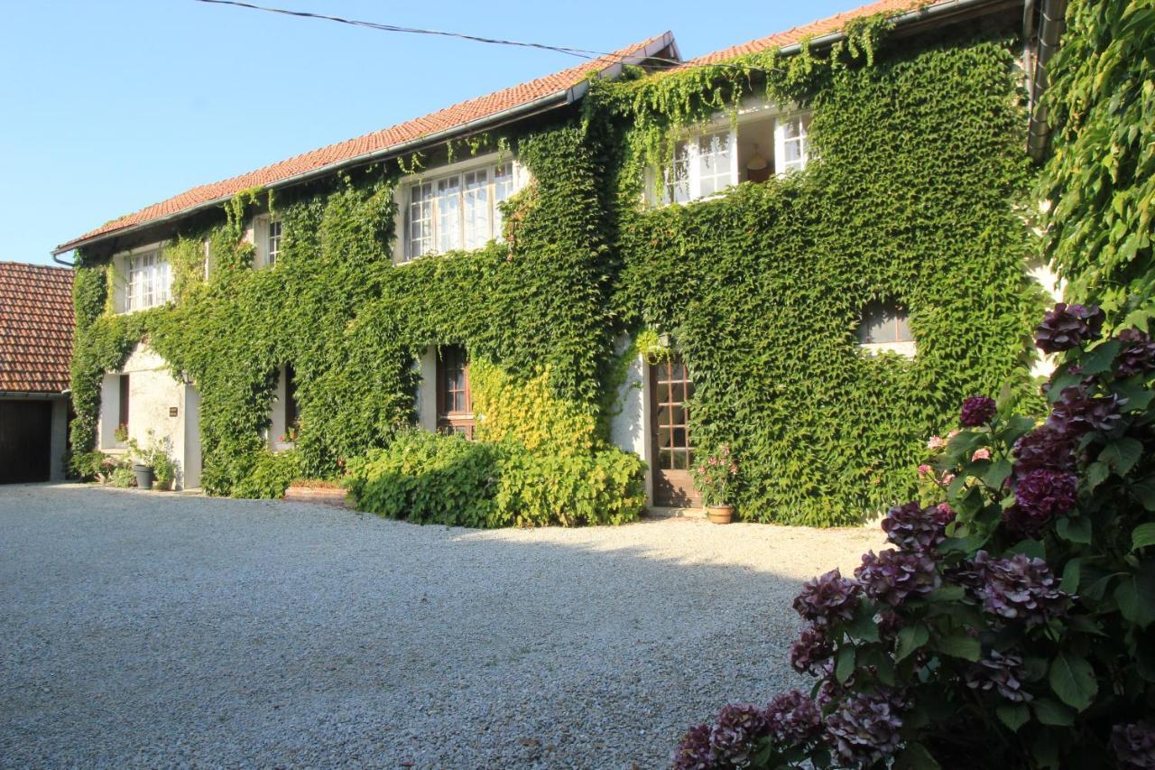 Apartmán L Ancienne Ferme Connantre Exteriér fotografie